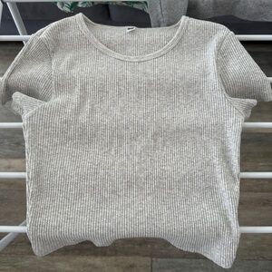 Uniqlo Soft Ribbed Cropped T-shirt (not sold individually, as add-on only)